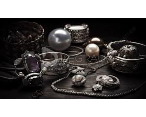 Foto de Jóias prata com diamantes